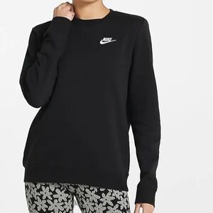 Black Nike Crew neck sweatshirt